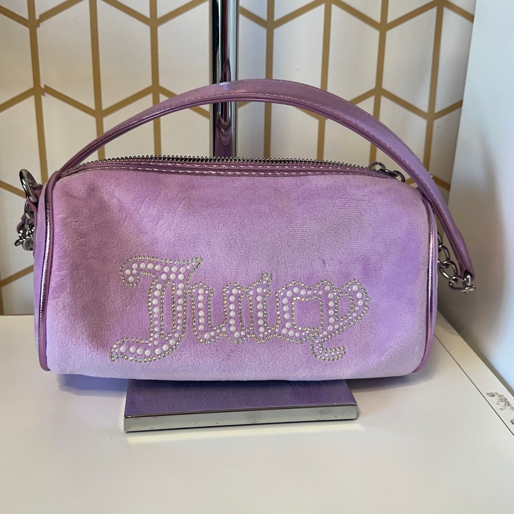 NWOT: Juicy Couture Purple Shoulder Bag with Chain Strap. Beautiful gift!